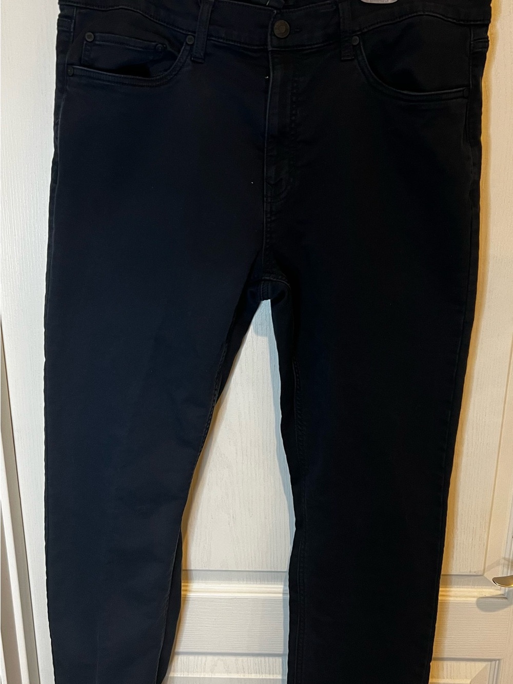 Banana Republic Men's Skinny Jeans in Black